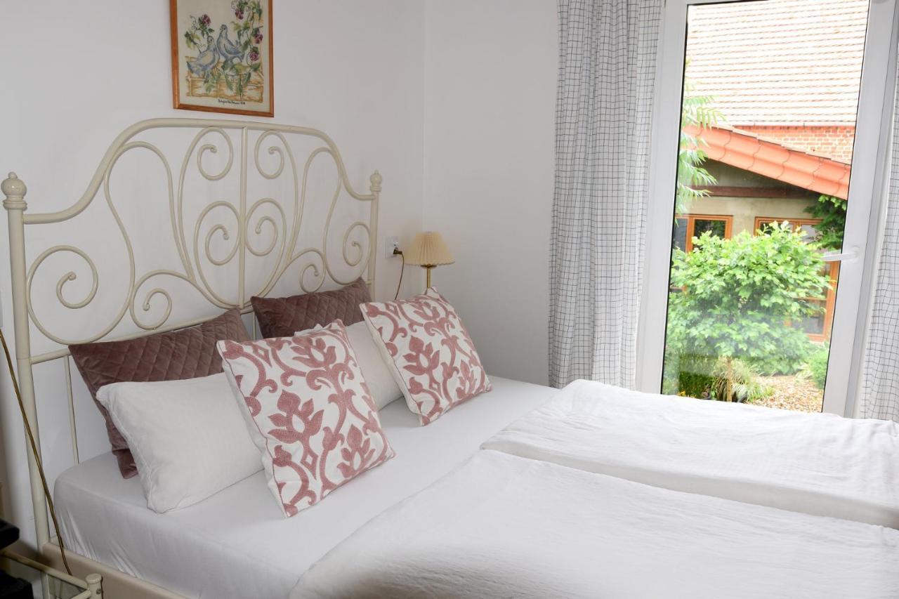 Guest House Wiejska Sielanka Brody  Eksteriør billede