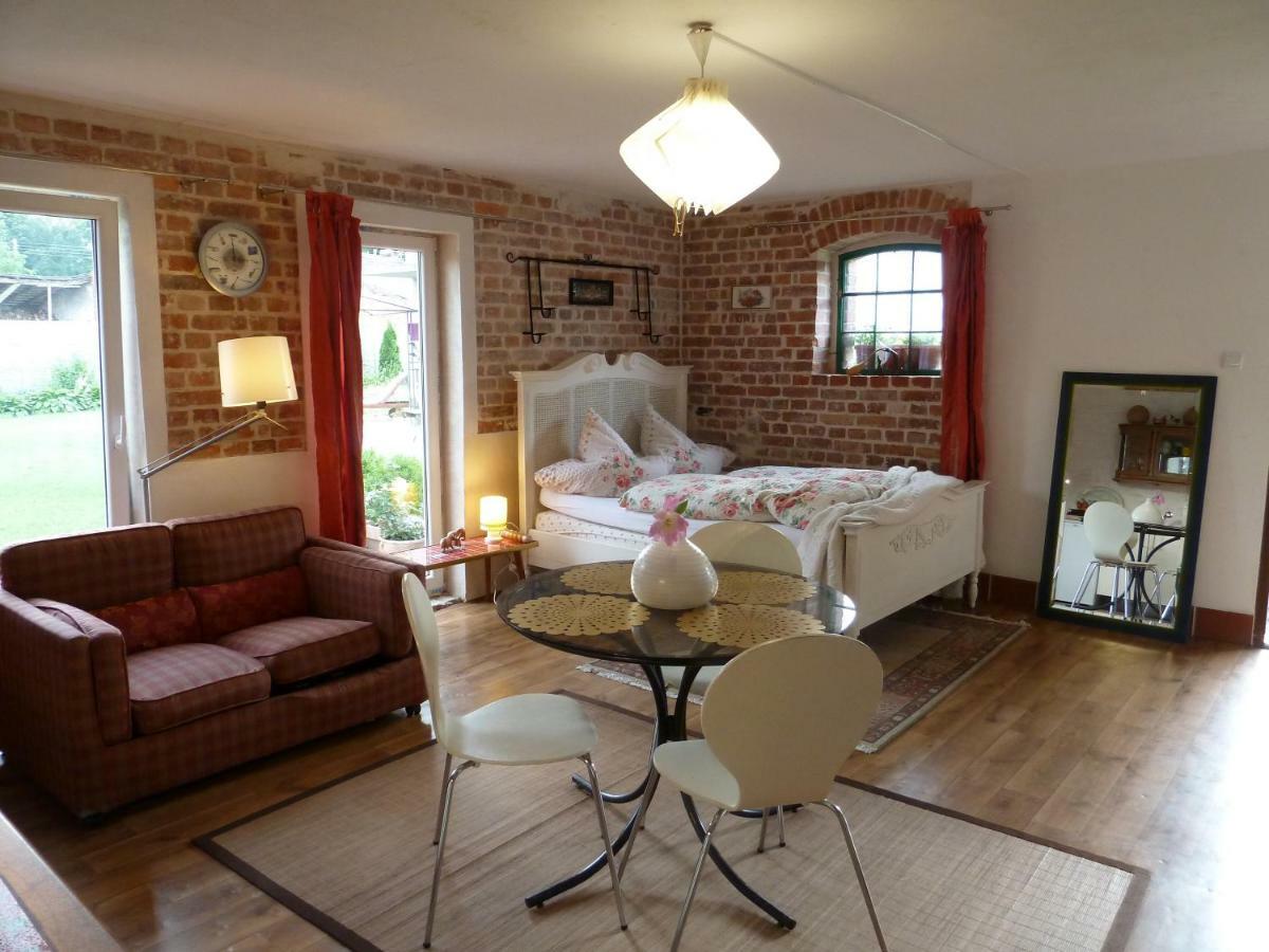 Guest House Wiejska Sielanka Brody  Eksteriør billede